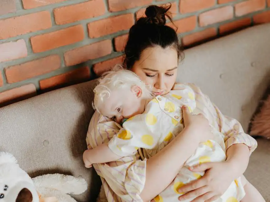 feeling-pressure-to-become-a-better-version-of-yourself-instantly-identity-crisis-no-one-warns-you-about-after-having-a-baby