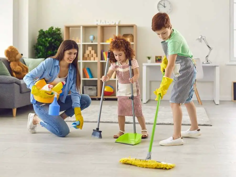 keep-the-room-organized-together