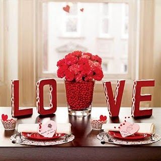 love-letter-inspired-table-decor-lovely-diy-valentine-decoration-ideas