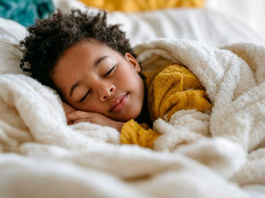 maintain-a-comfortable-sleep-environment-gentle-ways-to-keep-your-toddler-in-bed-at-night
