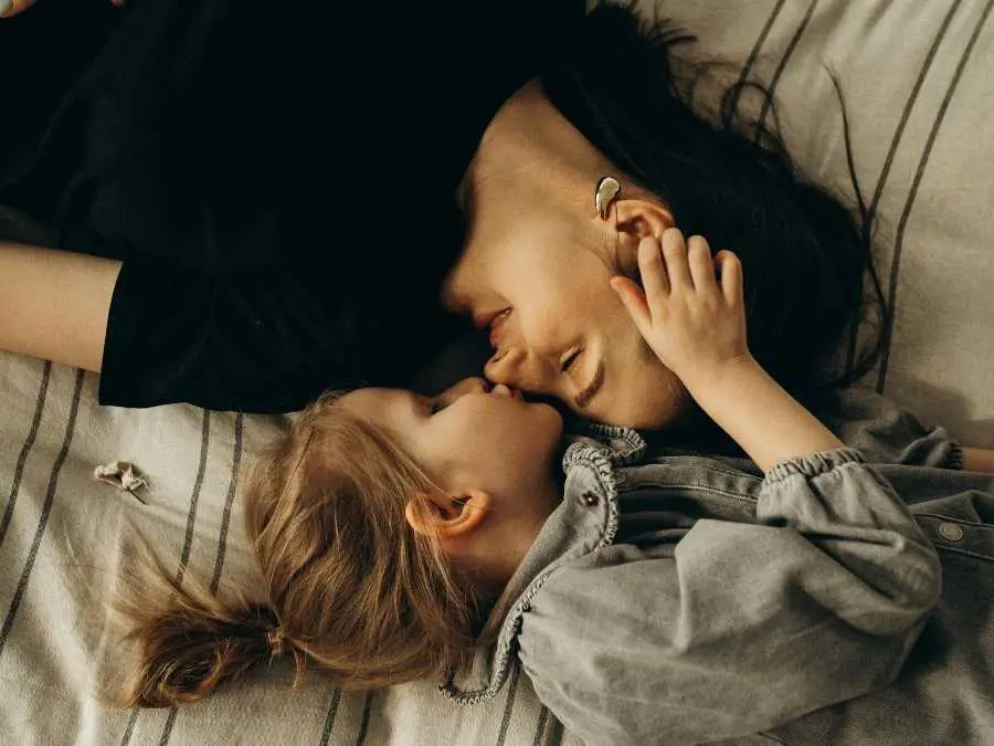 model-calm-bedtime-behavior-gentle-ways-to-keep-your-toddler-in-bed-at-night