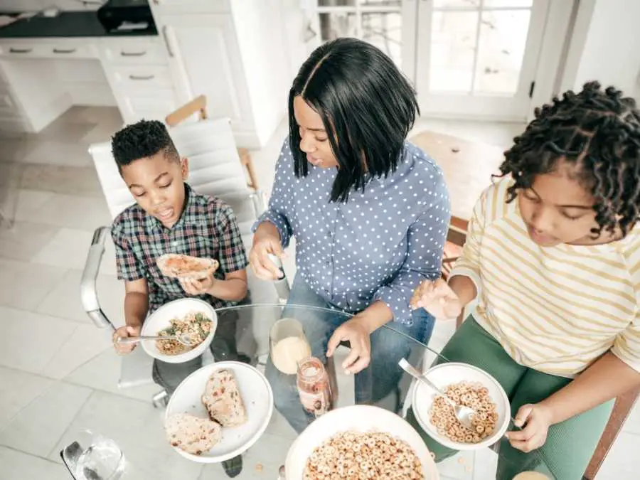 offer-choices-not-orders-how-to-make-siblings-share-a-room-without-constant-finghting