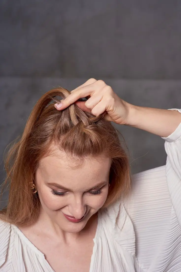 prepping-hair-for-braiding