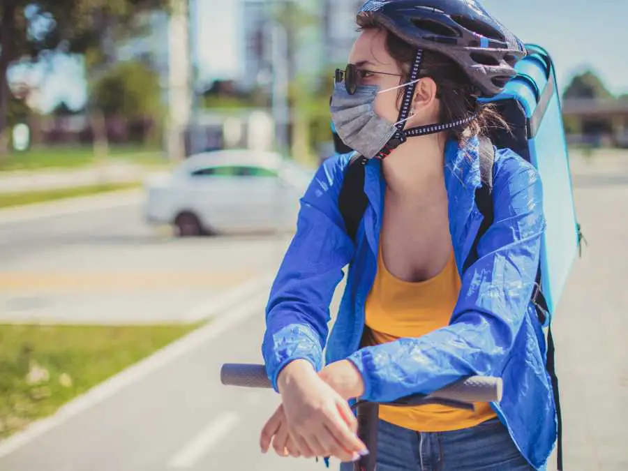 she-disappears-during-hard-time-mom-freiendship-is-toxic