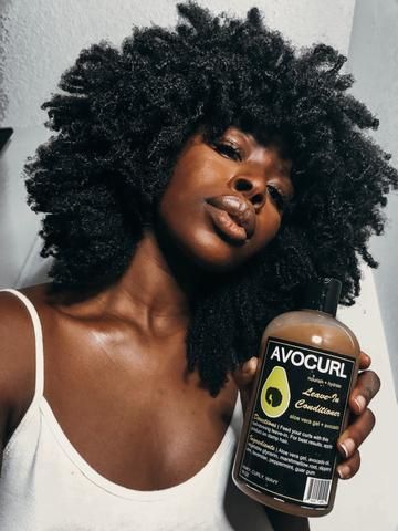 use-a-leave-in-conditoner-lovely-3d-curls-without-frizz