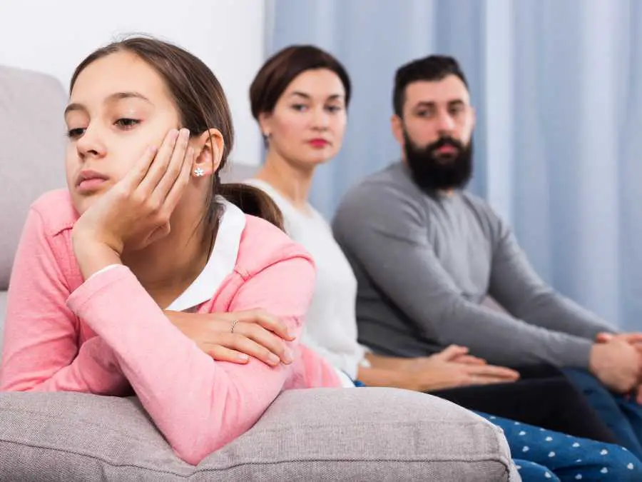 Avoid-comparison-with-other-familiesparenting-an-only-child-without-overscheduling