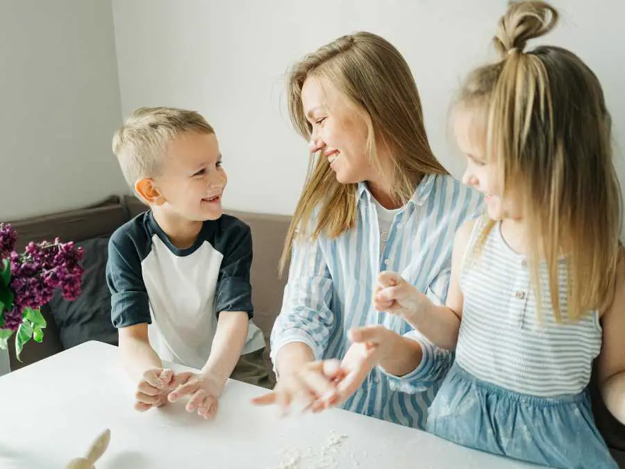 build-connection-daily