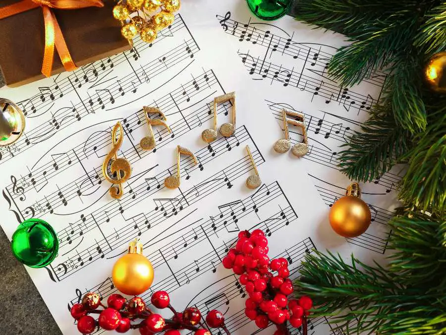 Curate-a-festive-playlist-st.patrick's-day-ideas