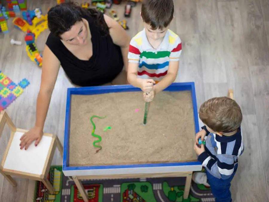 Encourage-problem-solving-simple-gentle-parenting-techniques