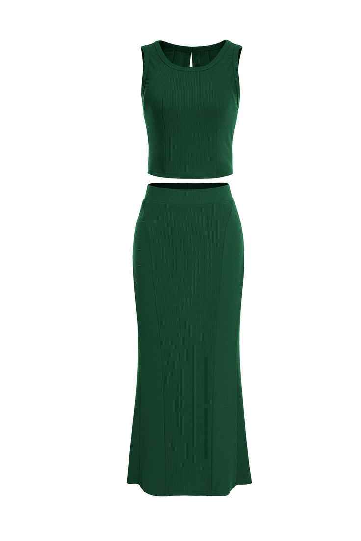 Knit-Cropped-Tank-with a-Midi-Skirt-st.patrick'sday-outfit