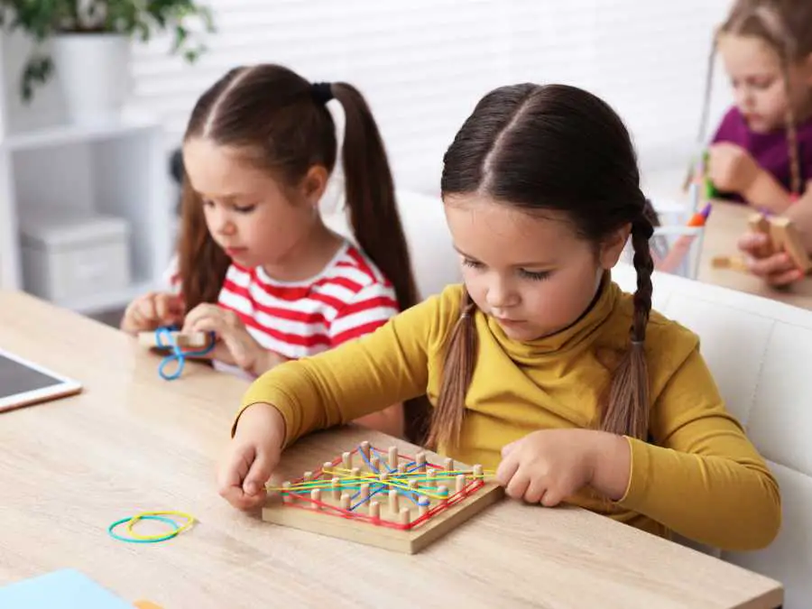 make-your-own-board-game-creative-90s-inspired-kids-activities