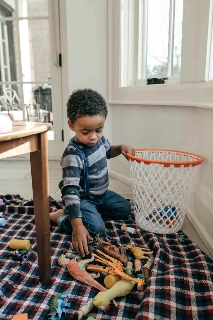 narrate-what-is-happening