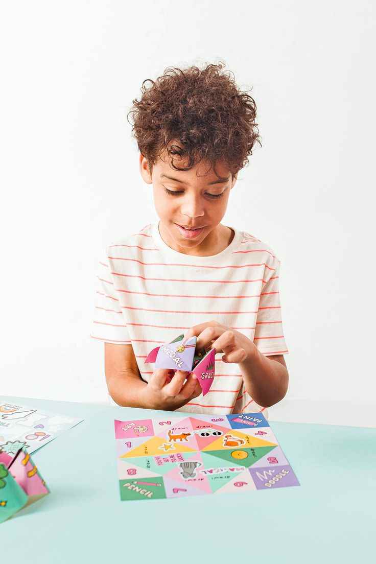 paper-fortune-tellers-creative-90s-inspired-kids-activities