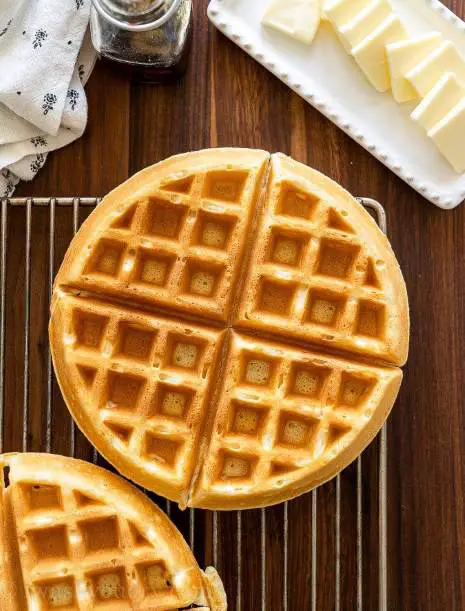 plain-waffles-for-familiar-texture-sick-toddler-menu-what-to-serve-for-every-symptom