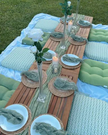 Plan-a-picnic-with-a-green-twist-st.patrick's-day-ideas