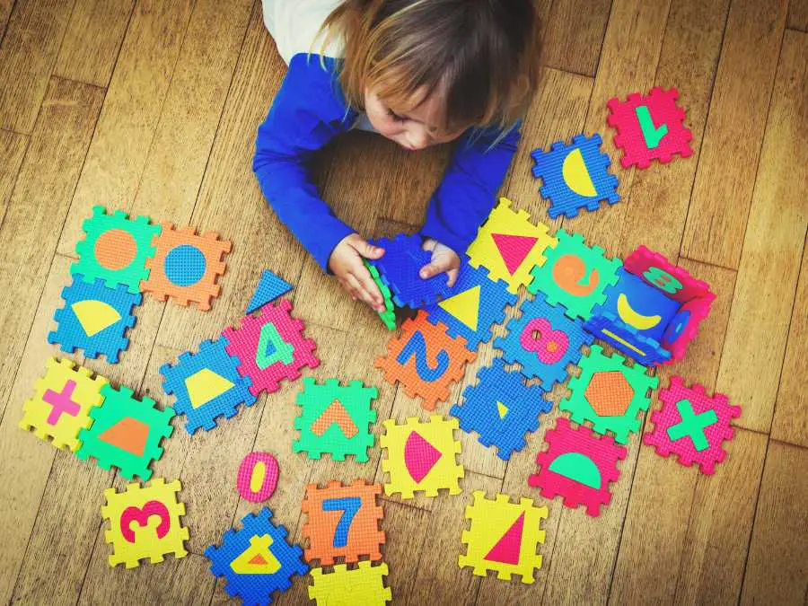 simple puzzles-budget-friendly-activities-for-overstimated-toddler