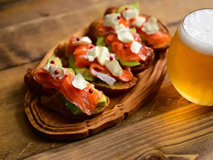 Smoked-Salmon-on Brown-Bread