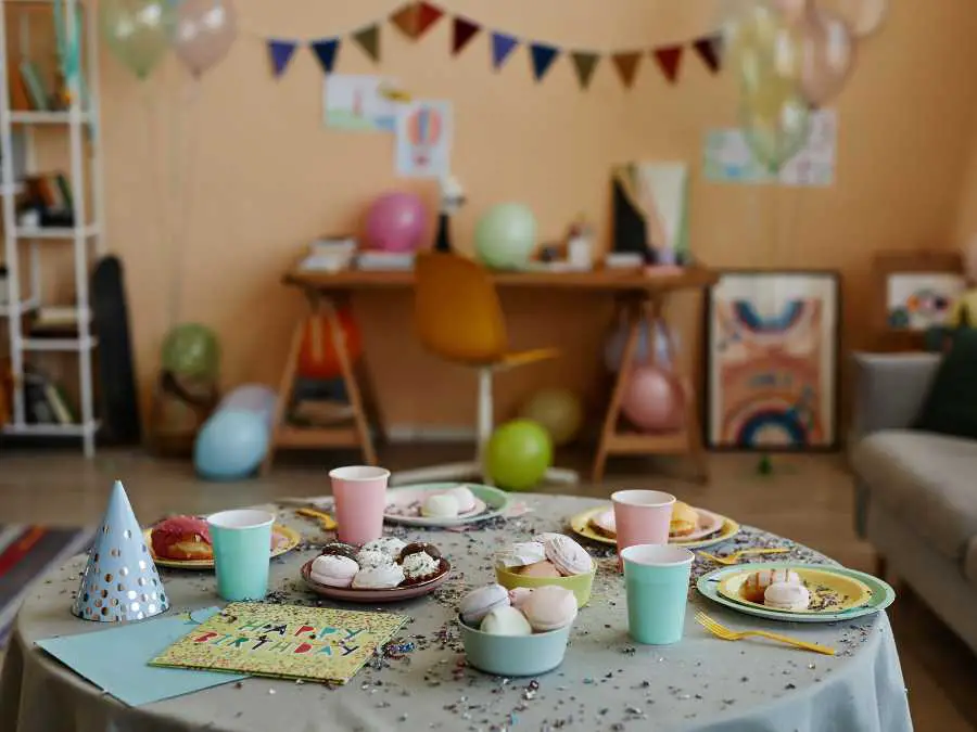 use-simple-homemade-decorations