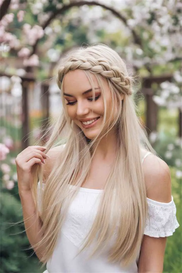 braided-halo-with-loose-hair-boho-wedding-hair-ideas