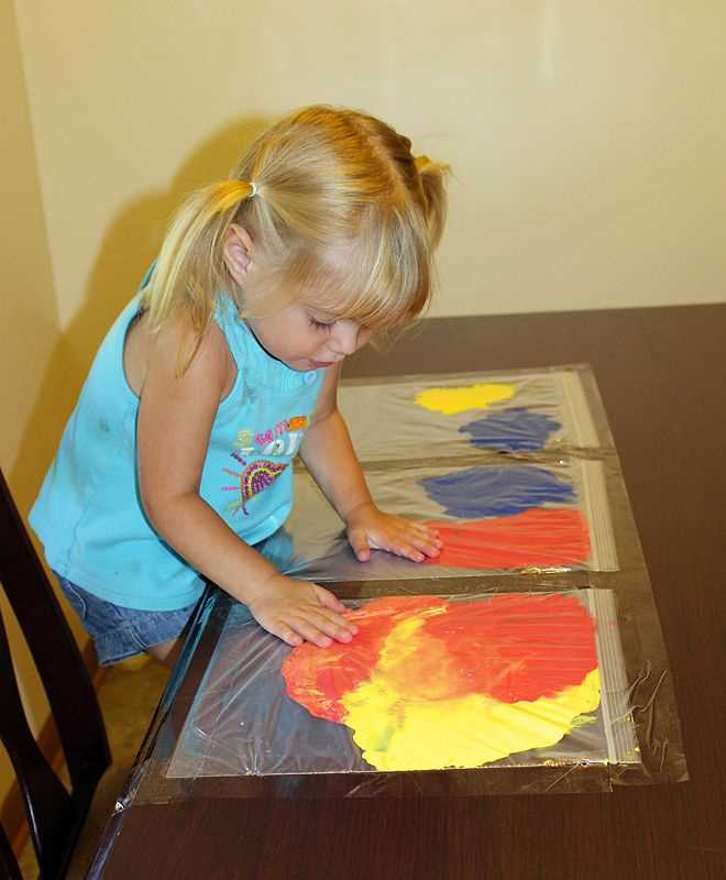 Color-Mixing-Experiments-creative-learning-activities-for-toddlers