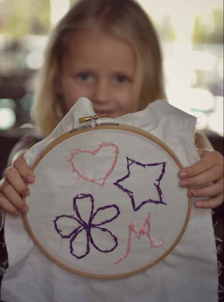 embroidery-craft-to-do-when-you-are-bored