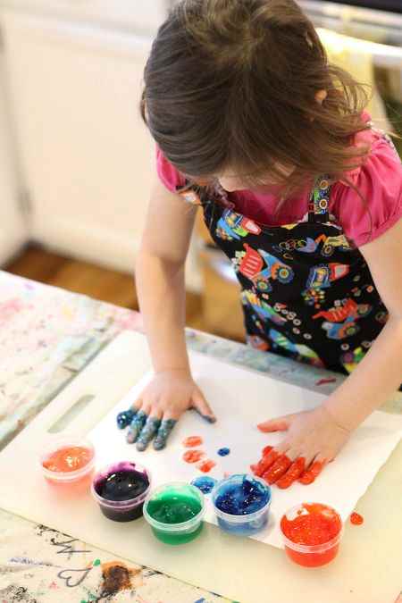 finger-painting-leaning-activities-for-toddlers
