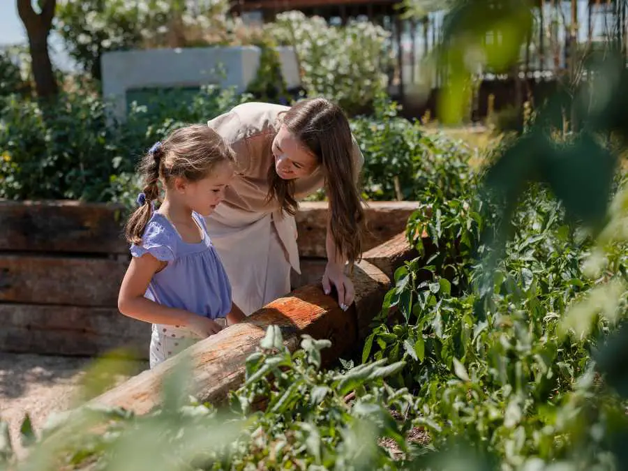 gardening-together-things-to-do-with-toddlers