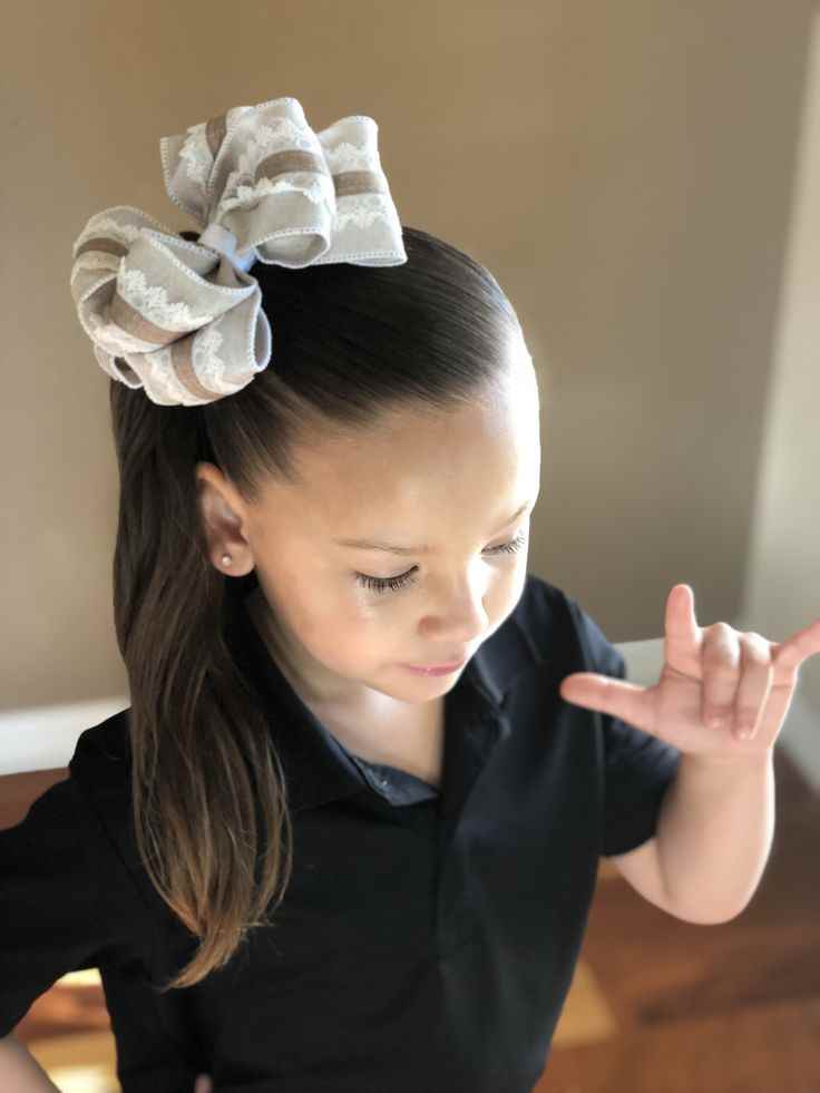 low-side-ponytail-hairstyles-for-kids
