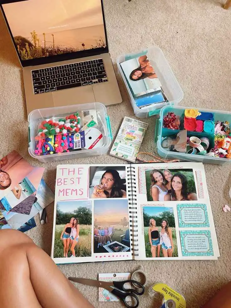 Scrapbooking-craft-to-do-when-you-are-board