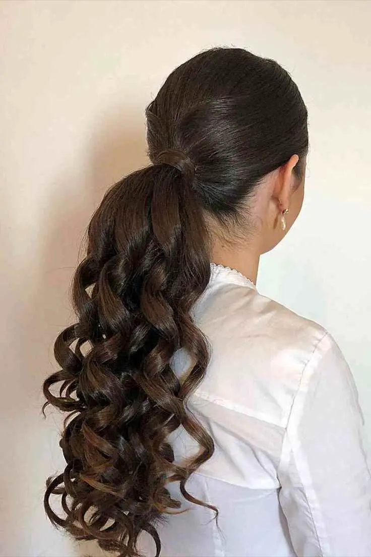 Side-Pony-Heartless-Curls