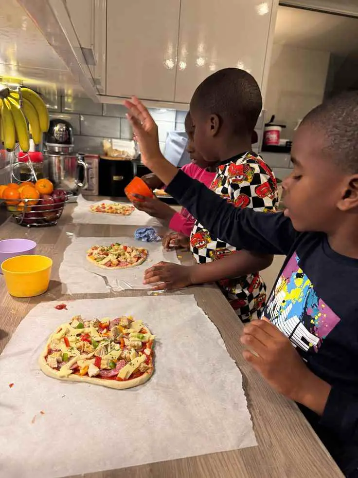 simple-baking-activities-things-to-do-with-toddlers