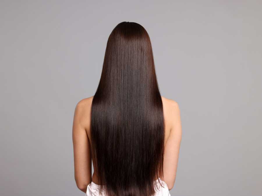 Sleek-Straight-Hair-graduation-hairstyles