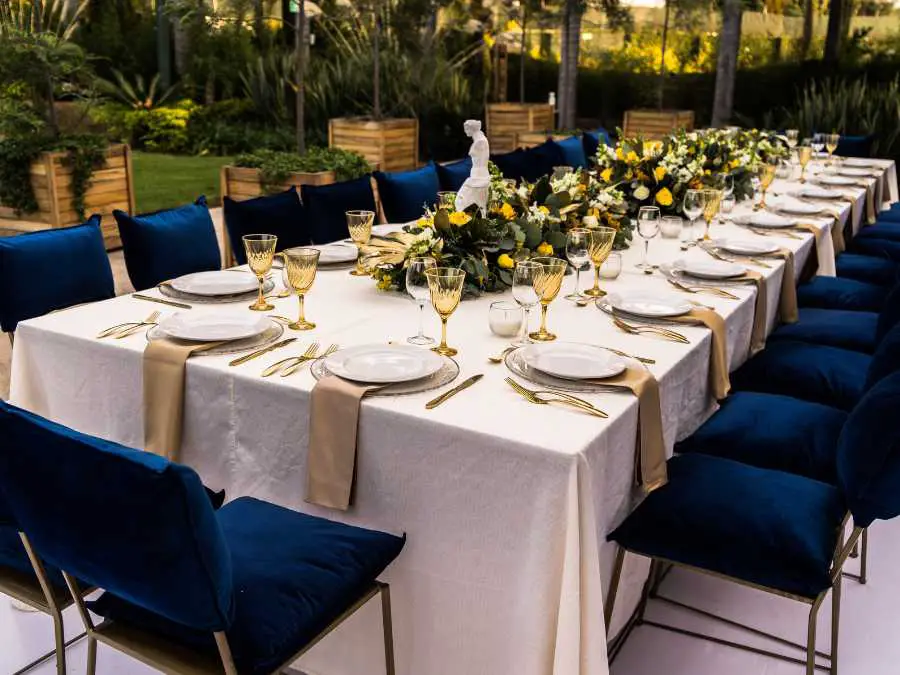 Unique-Seating-Arrangements-wedding-reception-ideas