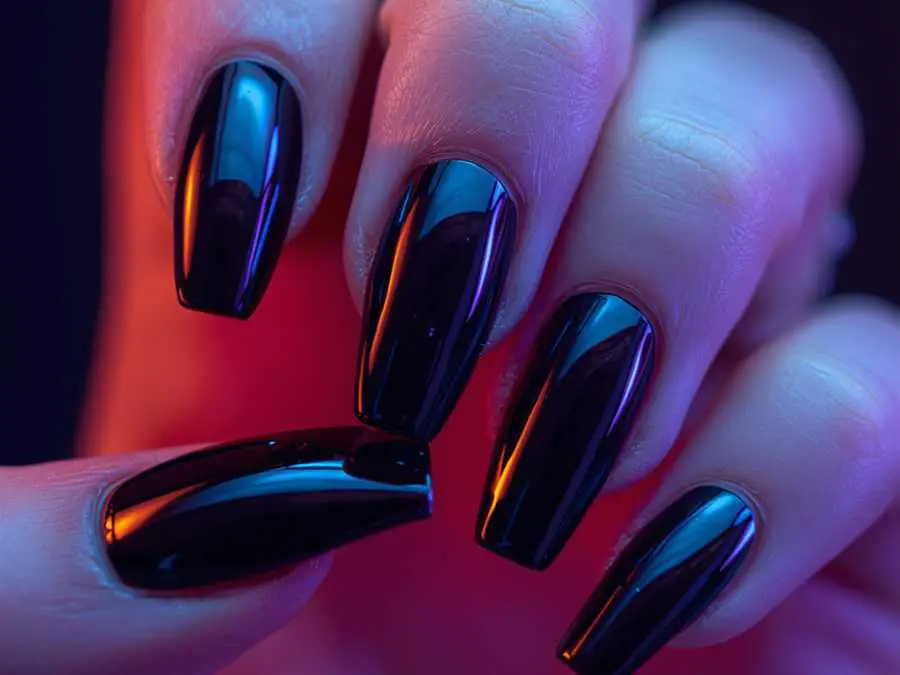 Black-Chrome-Nails-chrome-nail-designs