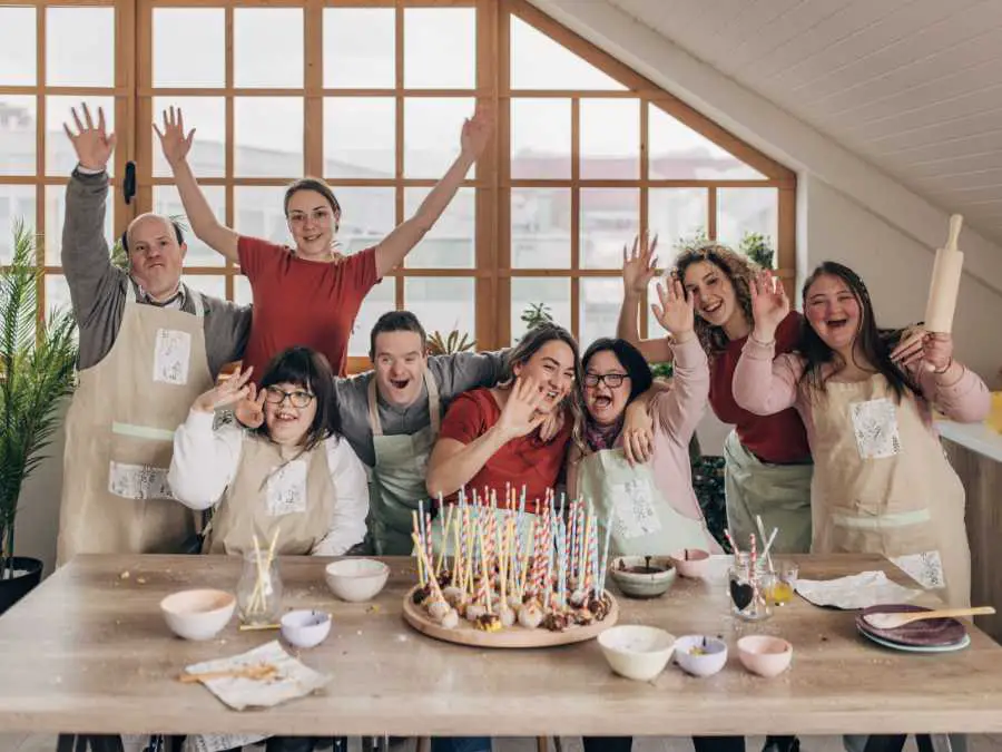 cooking-class-experience-birthday-gift-ideas