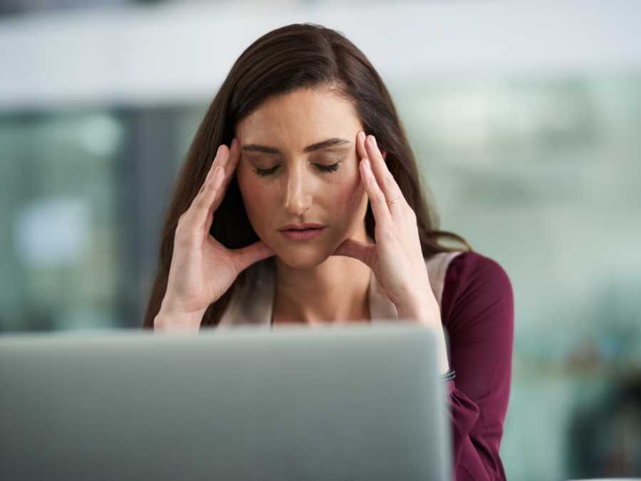 Create-a-personal-energy-check”-habit-ways-to-set-boundaries-as-a-mom