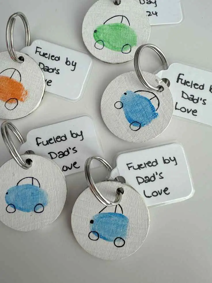 diy-keychain-father's-day-craft-for-kids