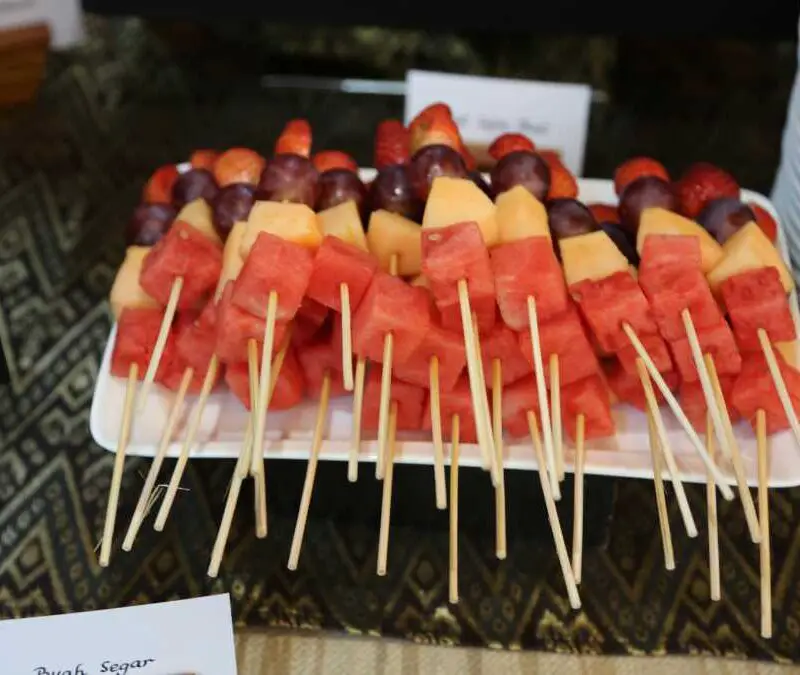 fruit-skewers
