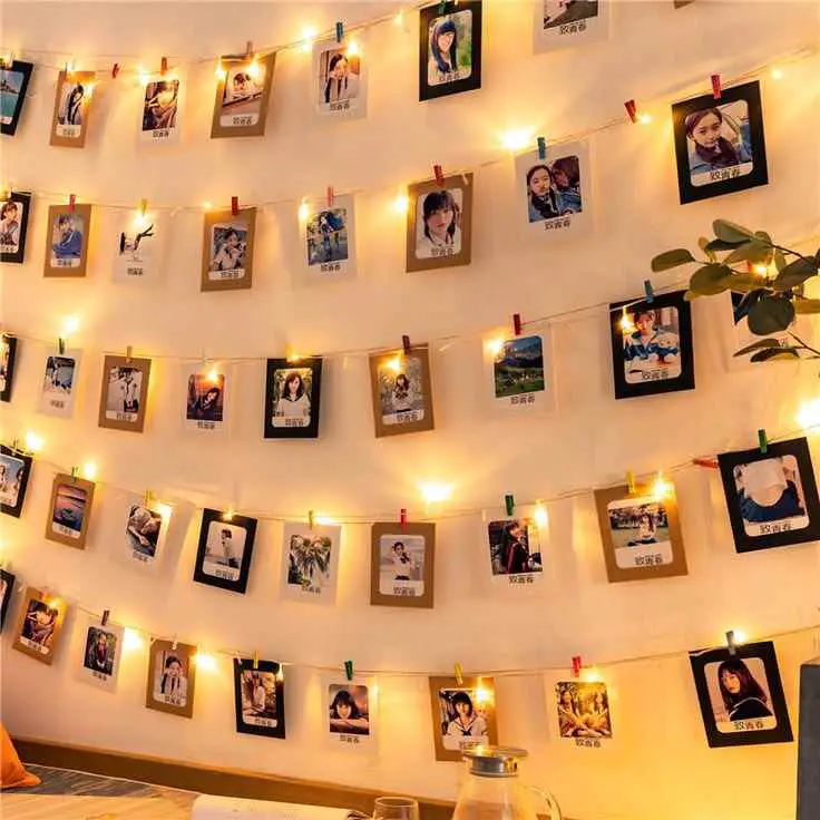 hanging-photo-clips-line-lovely-birthday-decoration-ideas