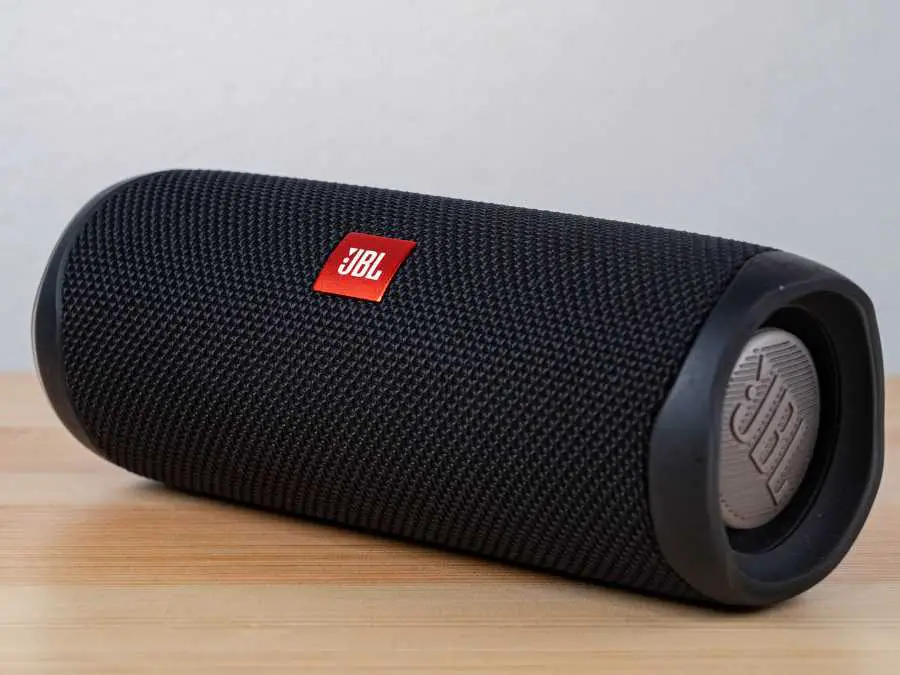 high-quality-bluetooth-speaker-birthday-gift-ideas