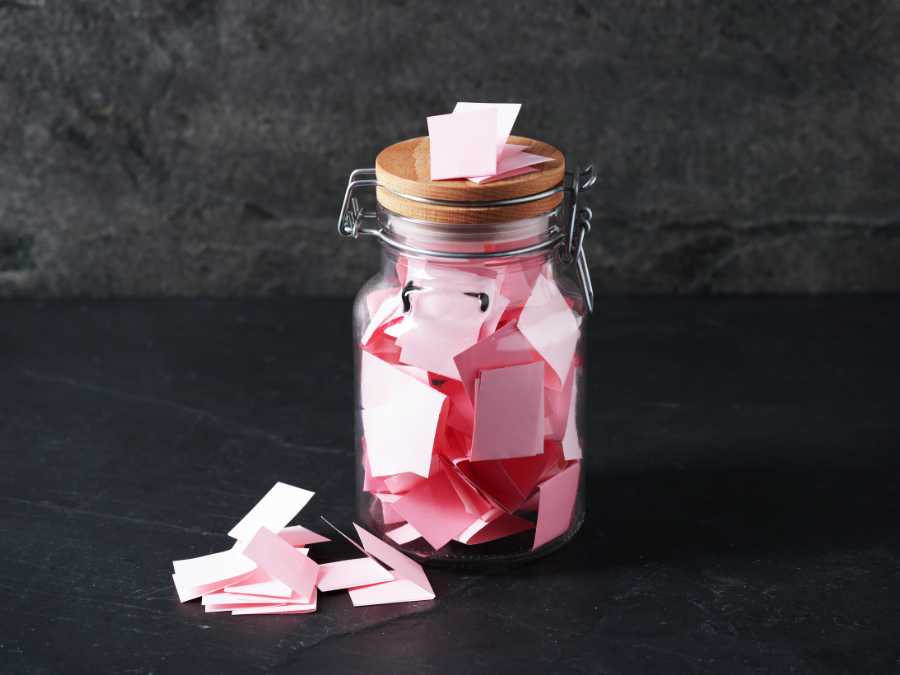memory-jar-with-notes-birthday-gift-ideas