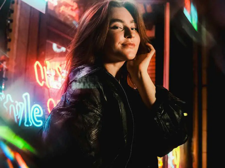 night-lights-and-neon-theme