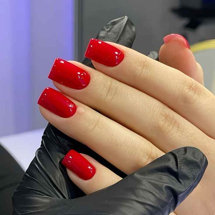 short-red-square-nails