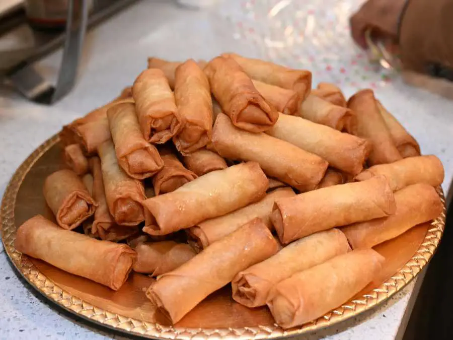 spring-rolls-snacks-for-birthday-party