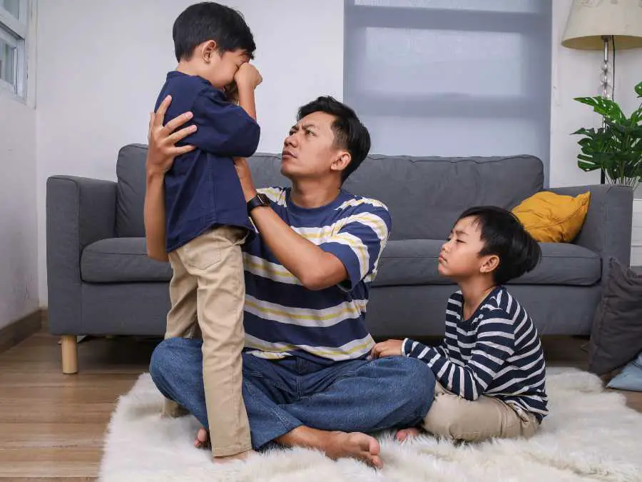 stay-calm-in-the-moment-ways-to-stop-your-toddler-from hitting