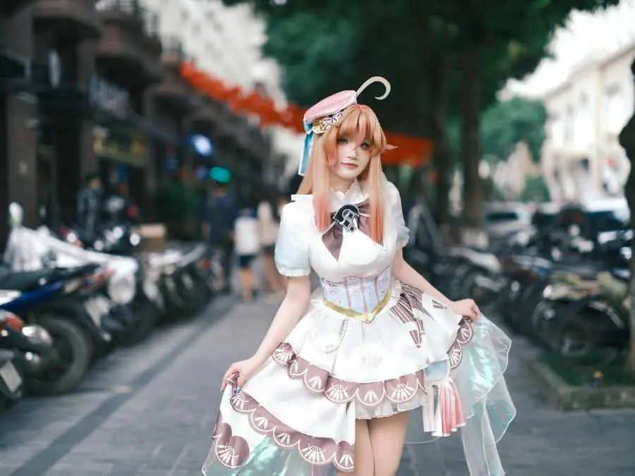 street-style-birthday-shoot-birthday-photoshoot-ideas