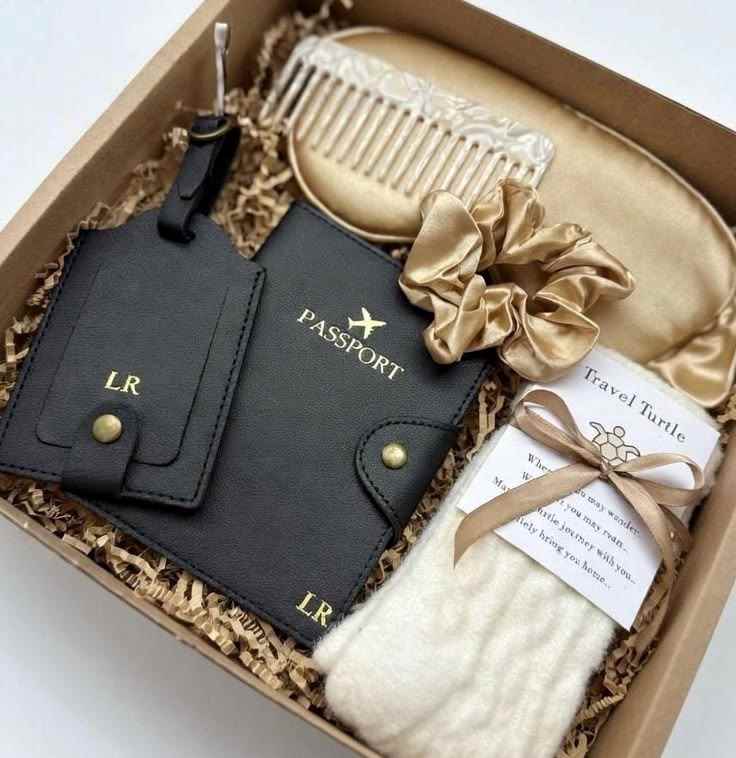 travel-accessories-amazing-birthday-gift-ideas