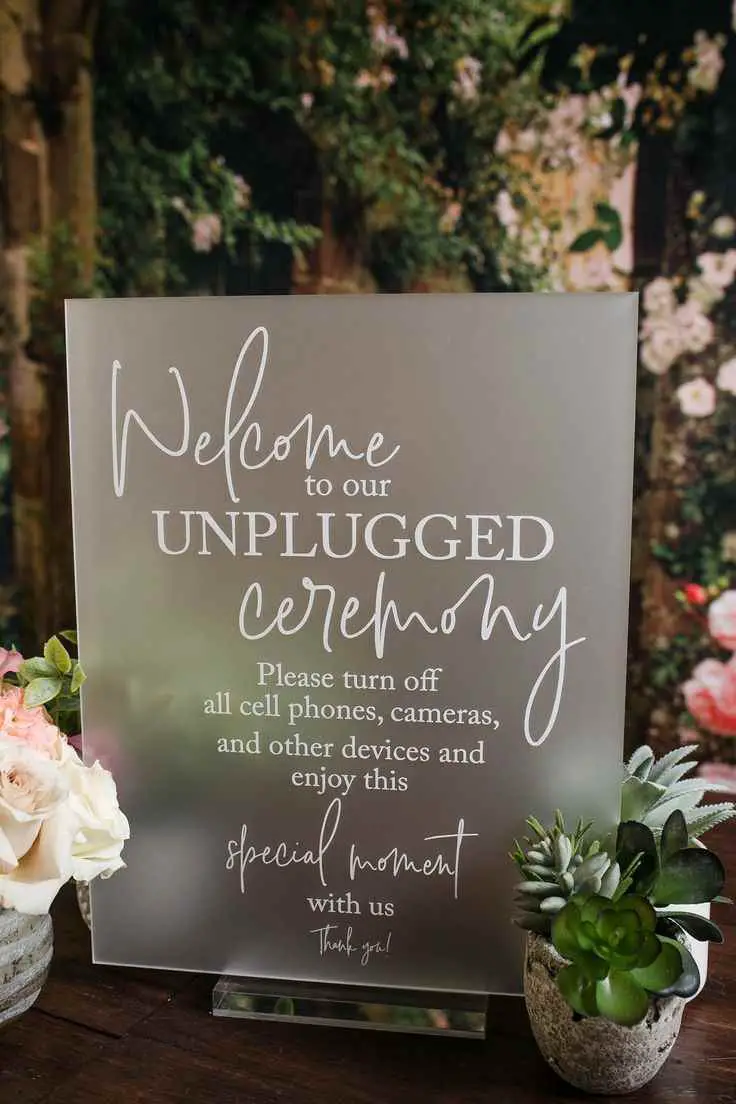 have-an-unplugged-ceremony-ways-tto-plan-a-wedding