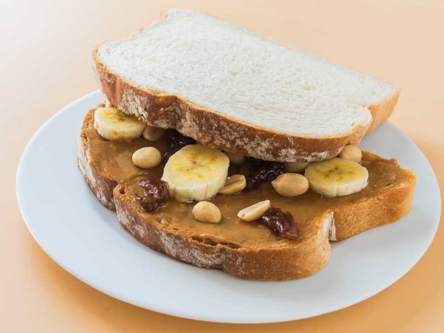 peanut-butter-and-banana-sandwich-cold-lunch-ideas