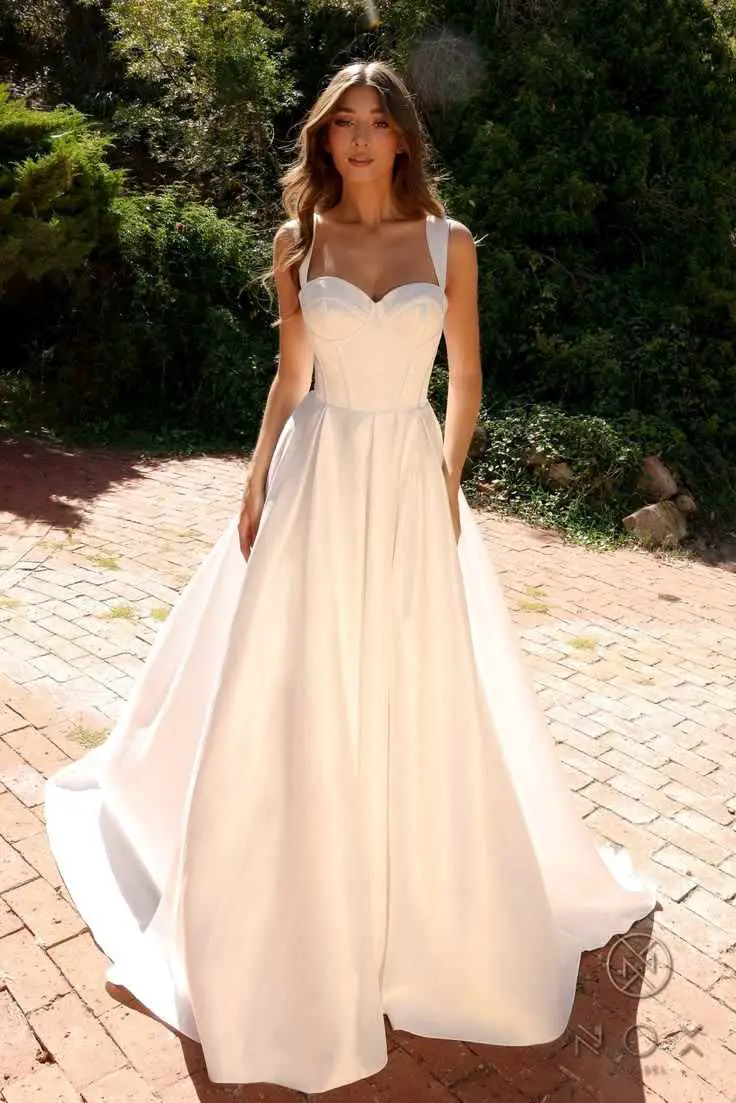 the-corst-bodice-wedding-dress